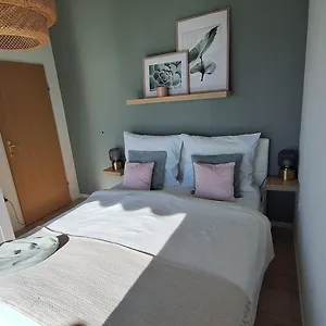 Apartment Mit 180° Meerblick, Dobreć